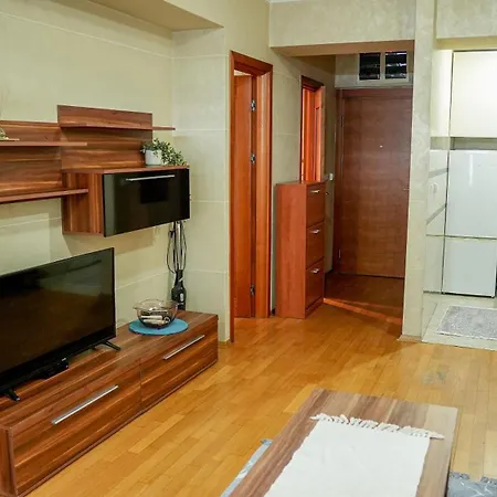 Apartment Modern In Center *