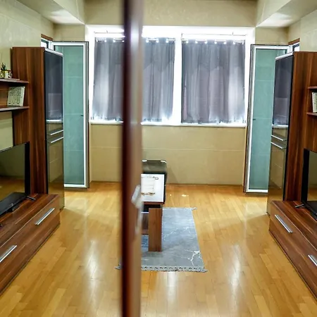 公寓 Modern In Center 波德戈里察