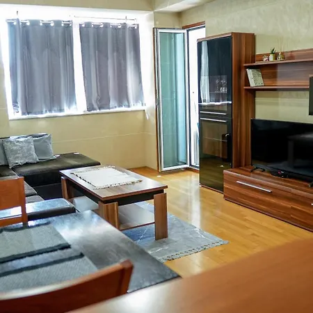 Apartment Modern In Center *